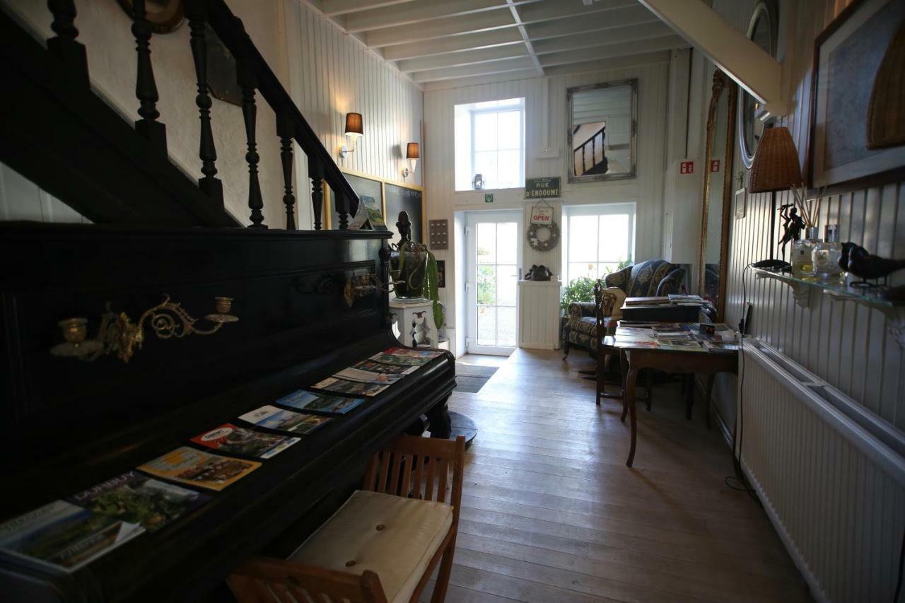 Barsy 34 Hotel Havelange Eksteriør billede